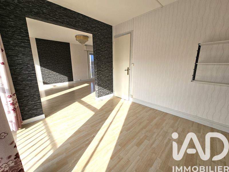 Appartement - 93 m² - 4 pièces