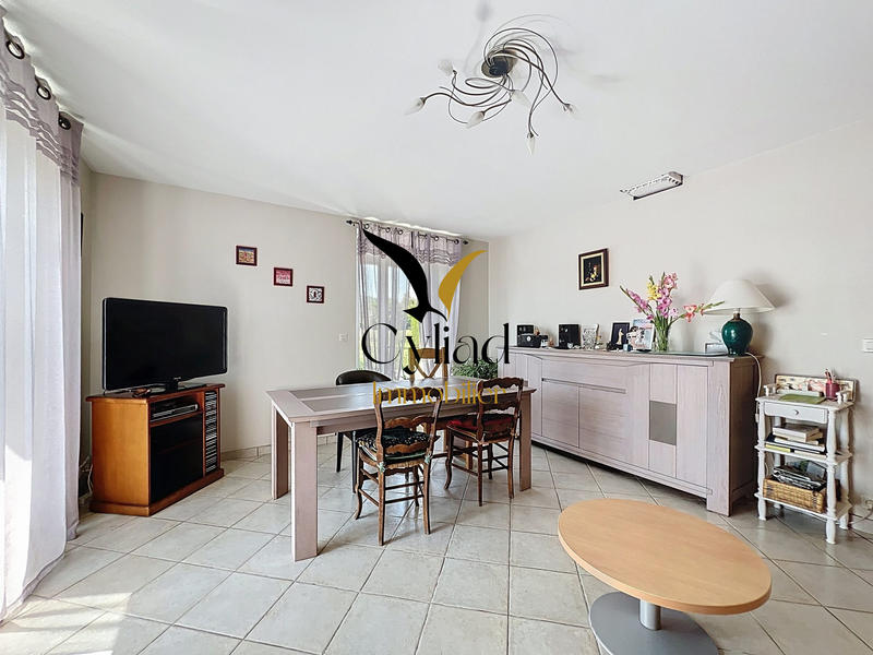 Maison - 86 m² - 7 pièces