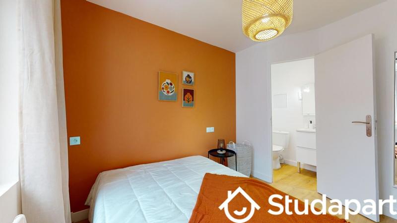 Chambre - 10 m² - 1 pièce