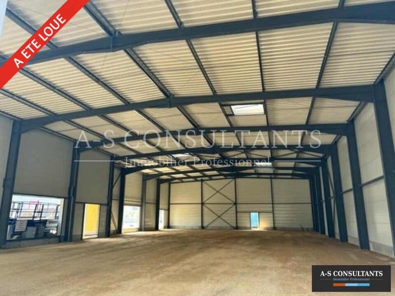 Local commercial - 886 m²