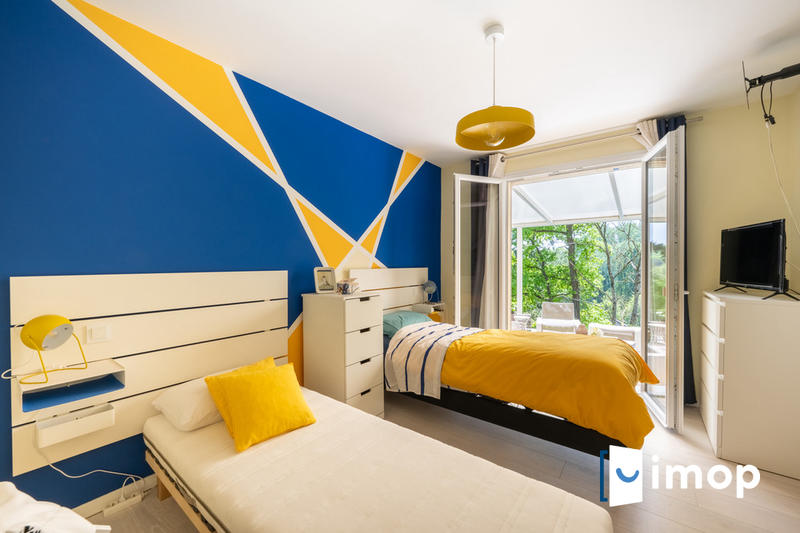 Maison - 263 m² - 10 pièces