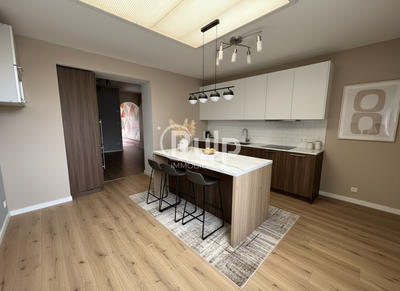 Maison de ville - 77 m² - 5 pièces