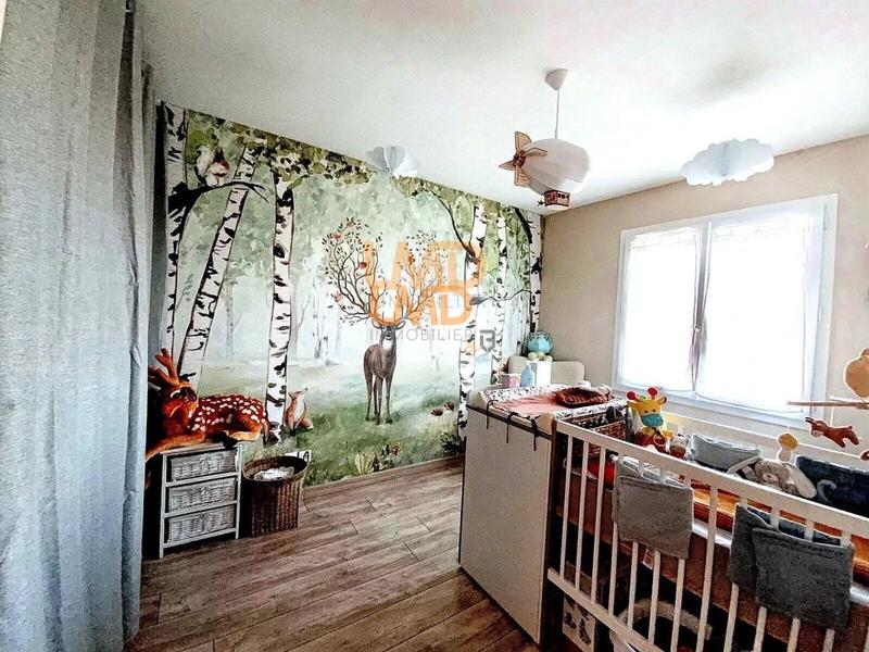 Maison - 247 m² - 5 pièces