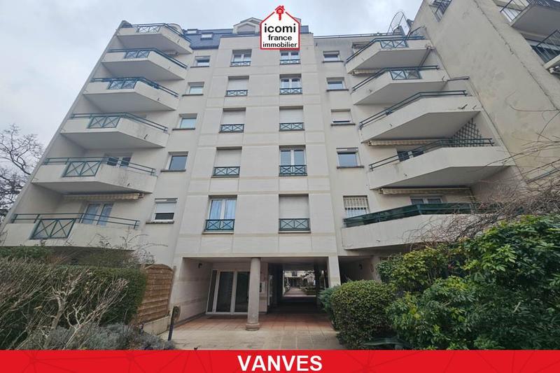 Studio - 30 m² - 1 pièce