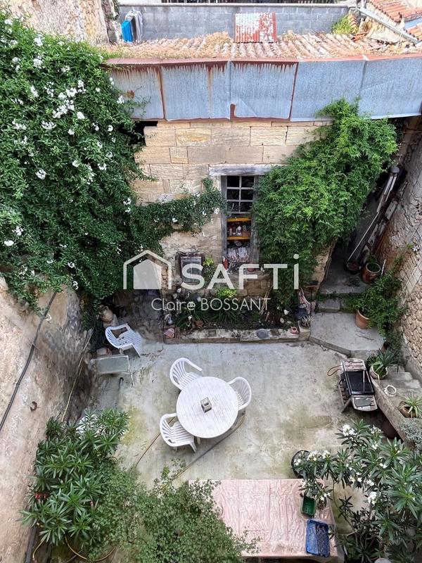 Maison - 232 m² - 6 pièces