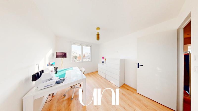 Appartement - 75 m² - 4 pièces