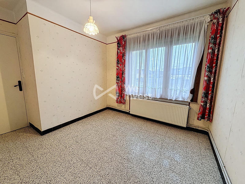 Maison - 90 m² - 6 pièces