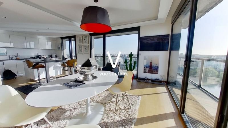 Appartement - 120 m² - 5 pièces