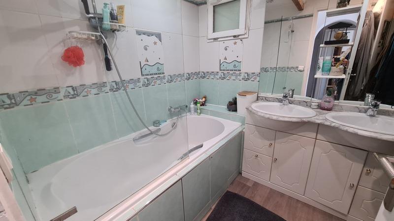 Maison - 75 m² - 5 pièces