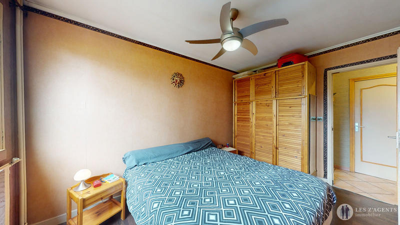 Appartement - 82 m² - 4 pièces