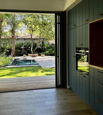 Villa - 350 m² - 8 pièces