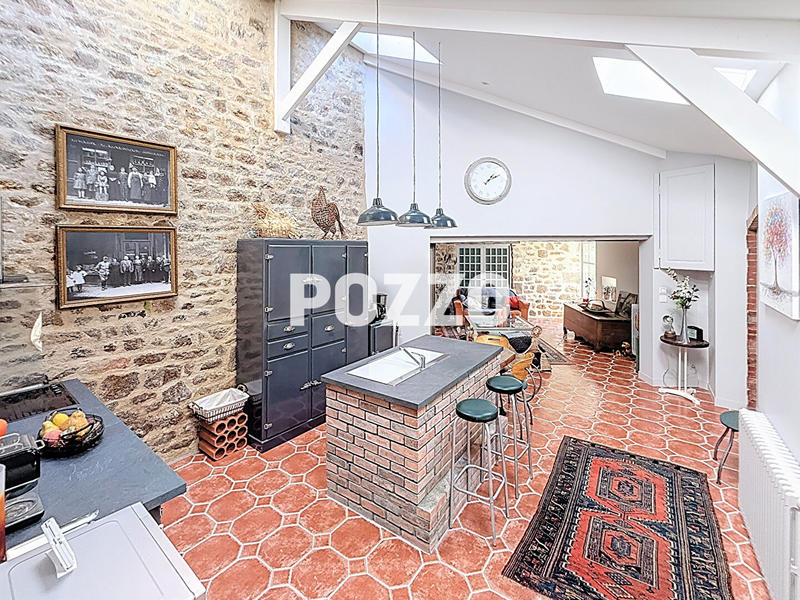 Maison - 289 m² - 6 pièces