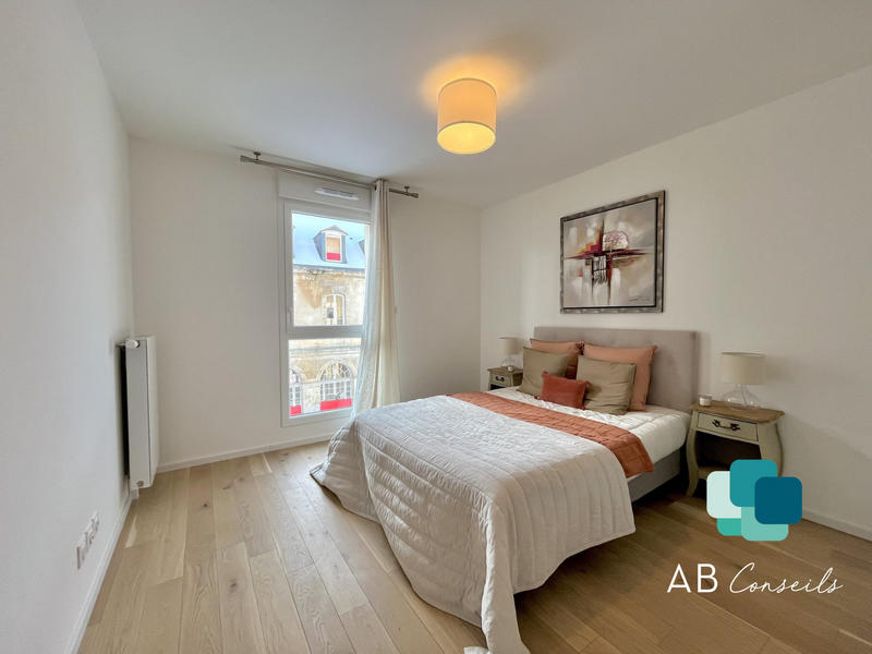 Appartement - 100 m² - 4 pièces