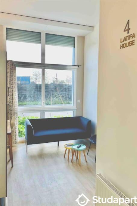 Chambre - 12 m² - 1 pièce