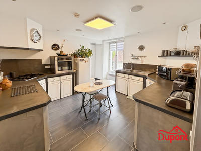 Maison ancienne - 288 m² - 10 pièces