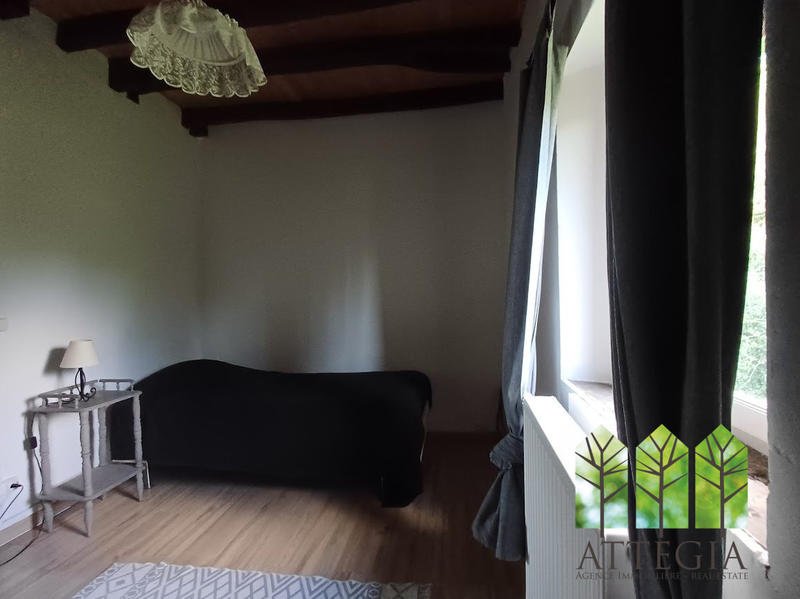 Maison - 180 m² - 5 pièces