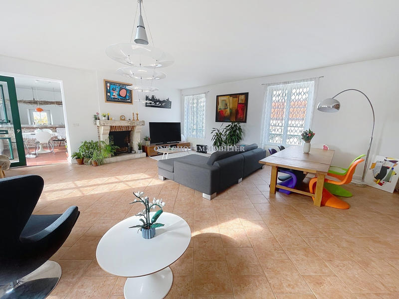 Maison ancienne - 205 m² - 7 pièces