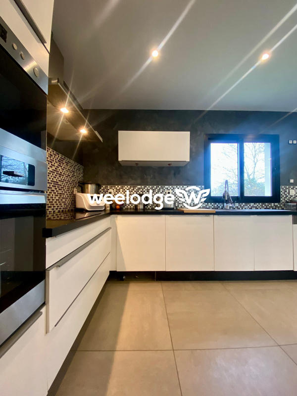 Maison - 165 m² - 6 pièces