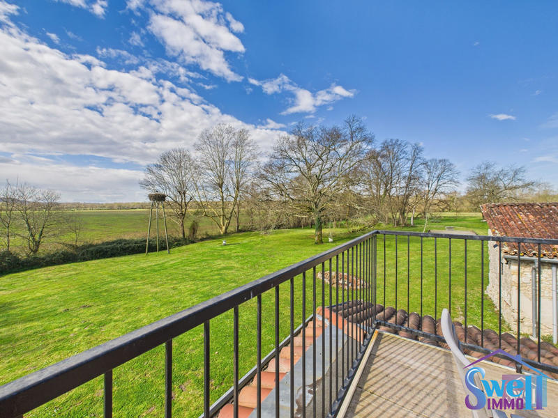 Mas - 543 m² - 16 pièces