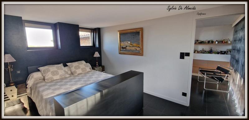 Maison - 326 m² - 6 pièces