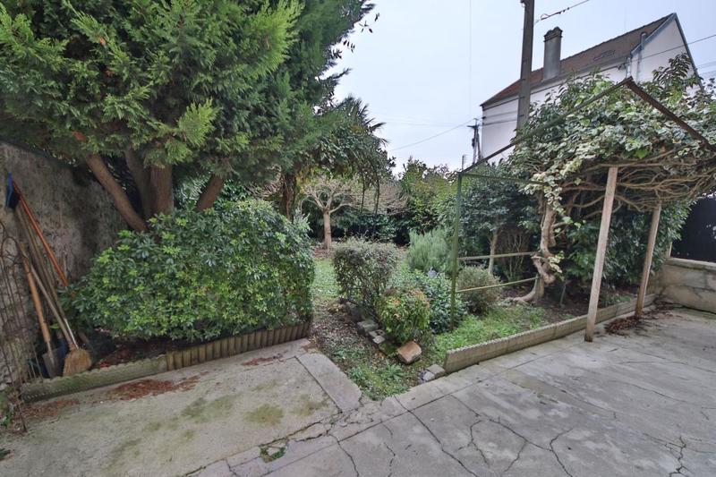 Maison - 138 m² - 5 pièces