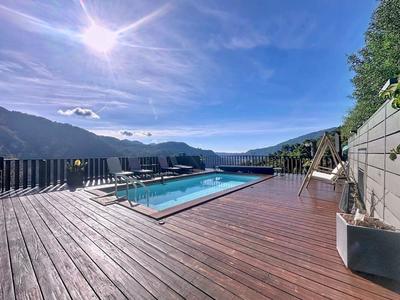 Maison - 183 m² - 5 pièces