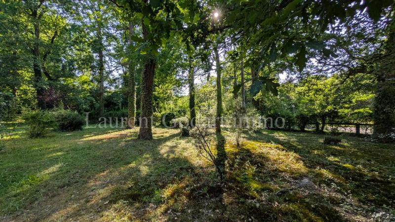 Maison - 186 m² - 8 pièces