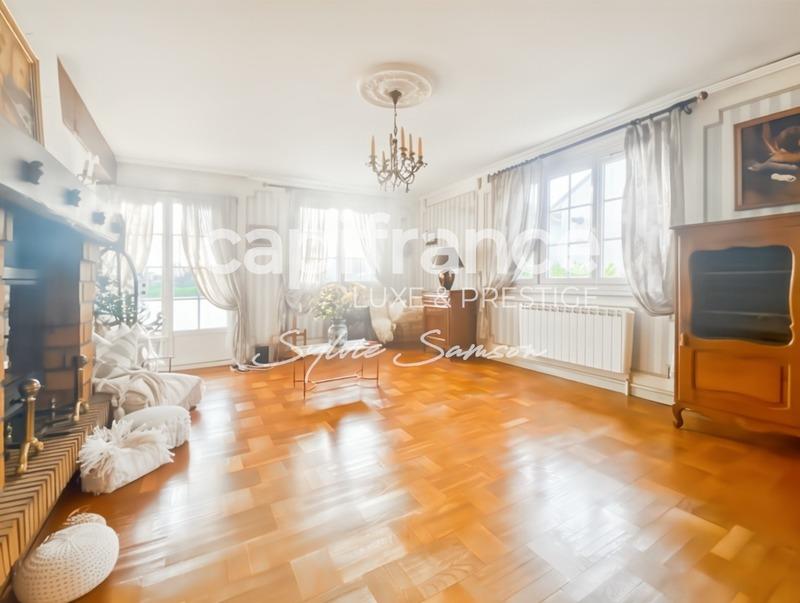 Maison - 126 m² - 6 pièces