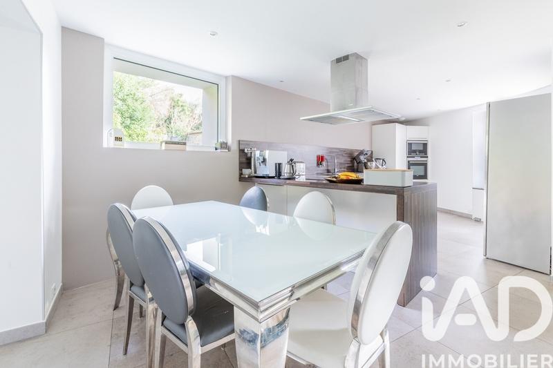 Maison - 145 m² - 7 pièces