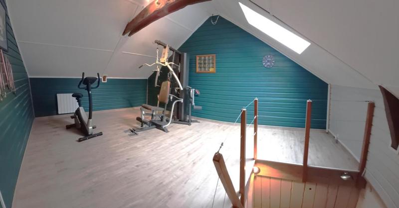 Maison - 274 m² - 8 pièces