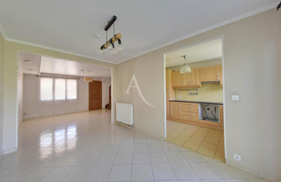 Maison - 113 m² - 5 pièces