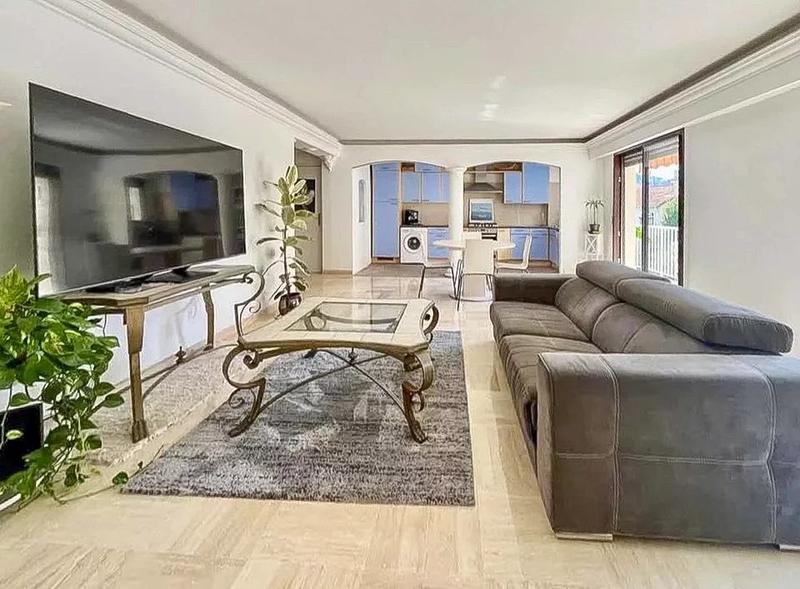 Appartement - 84 m² - 3 pièces