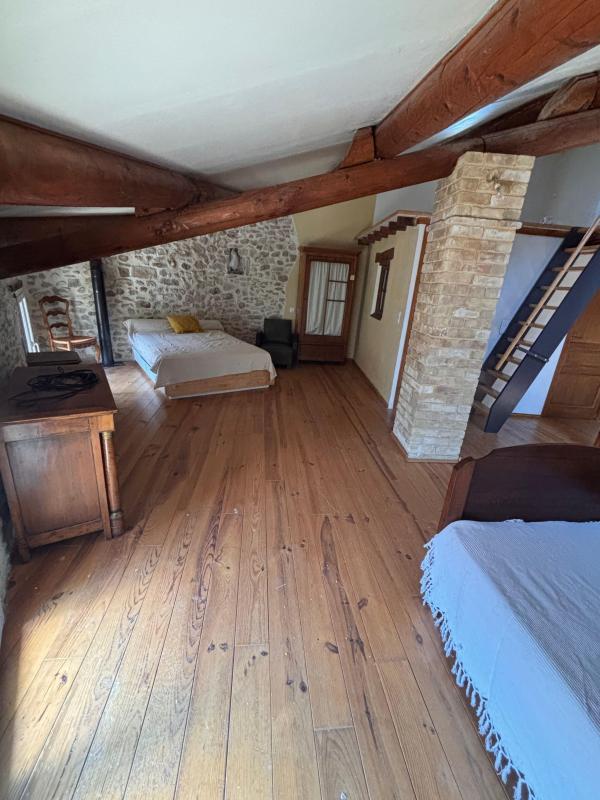 Maison - 80 m² - 2 pièces