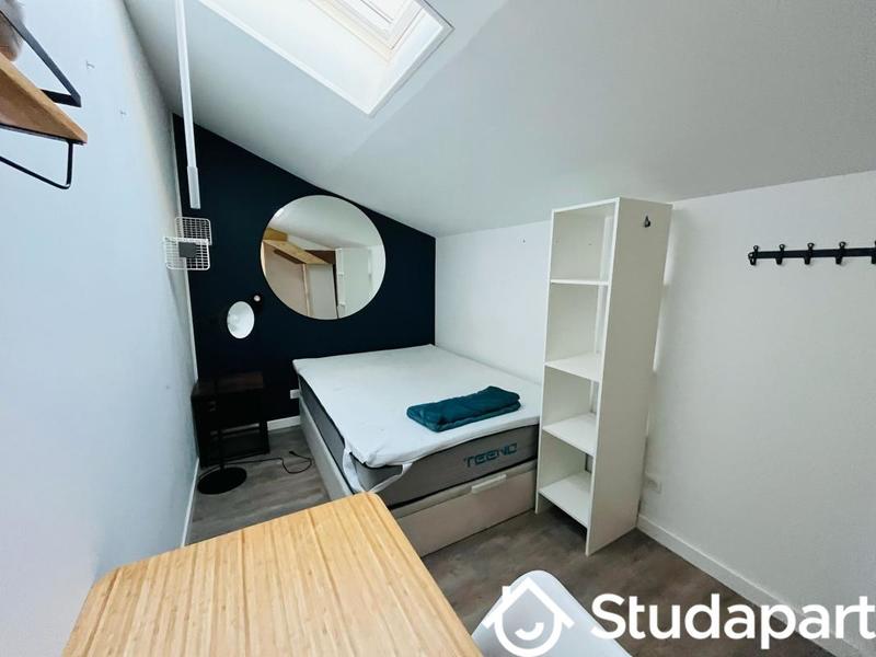 Chambre - 50 m² - 1 pièce