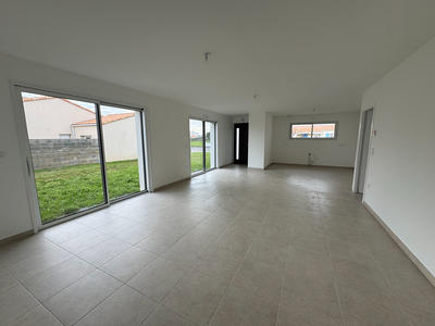 Maison - 117 m² - 5 pièces