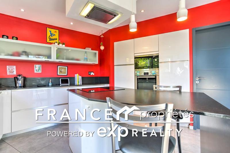 Maison - 150 m² - 5 pièces