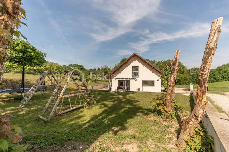 Maison - 155 m² - 5 pièces