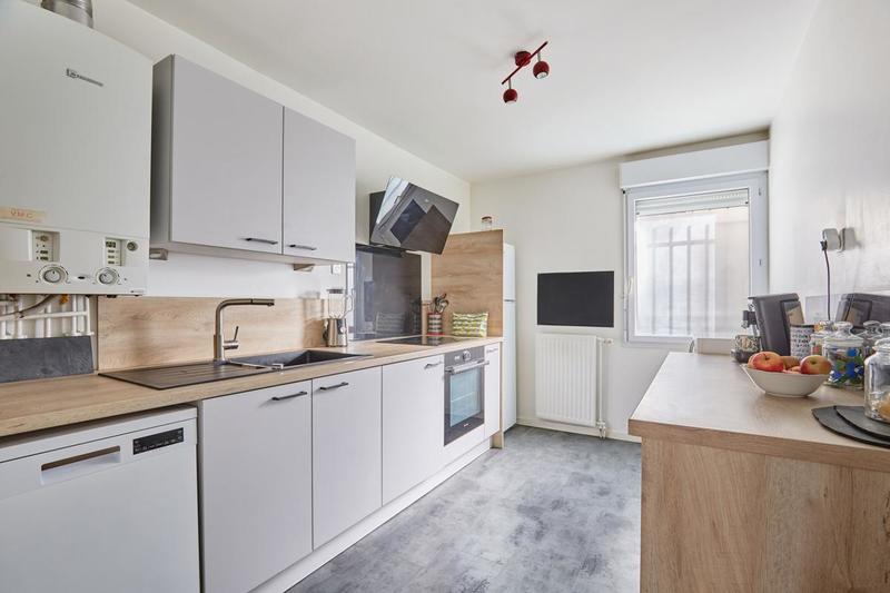 Appartement - 82 m² - 4 pièces