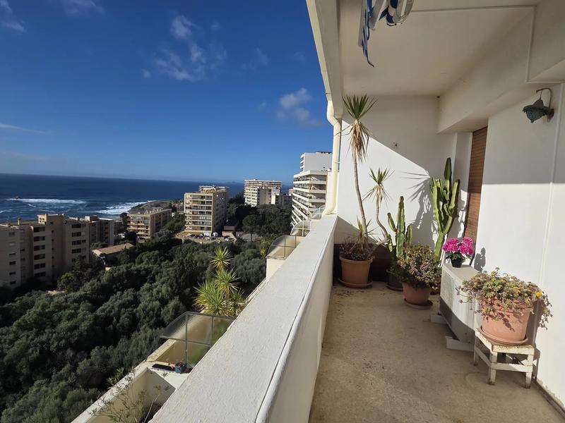 Appartement - 116 m² - 4 pièces