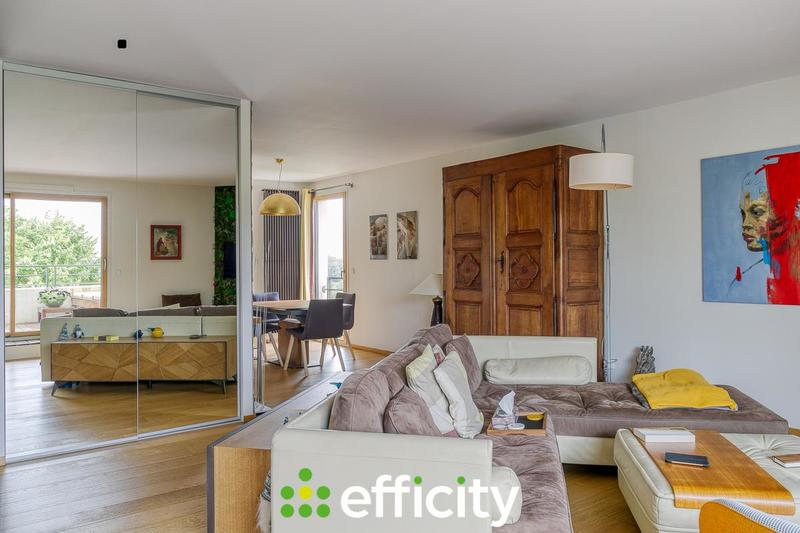 Appartement - 111 m² - 4 pièces