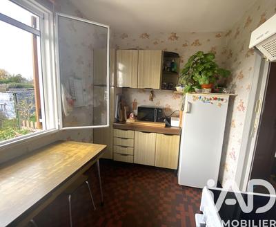 Maison - 91 m² - 5 pièces