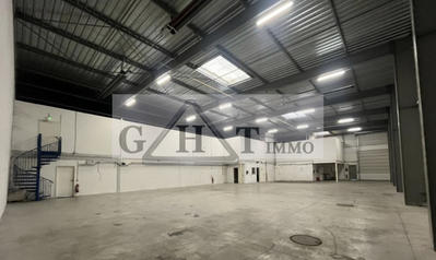 Entrepôt - 1 188 m²