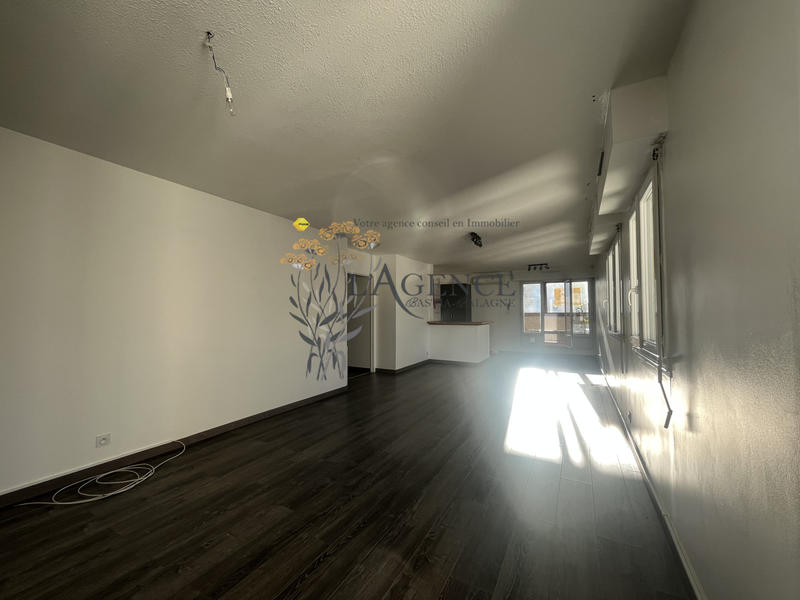 Appartement - 83 m² - 3 pièces