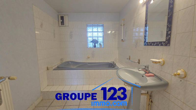 Maison - 143 m² - 6 pièces