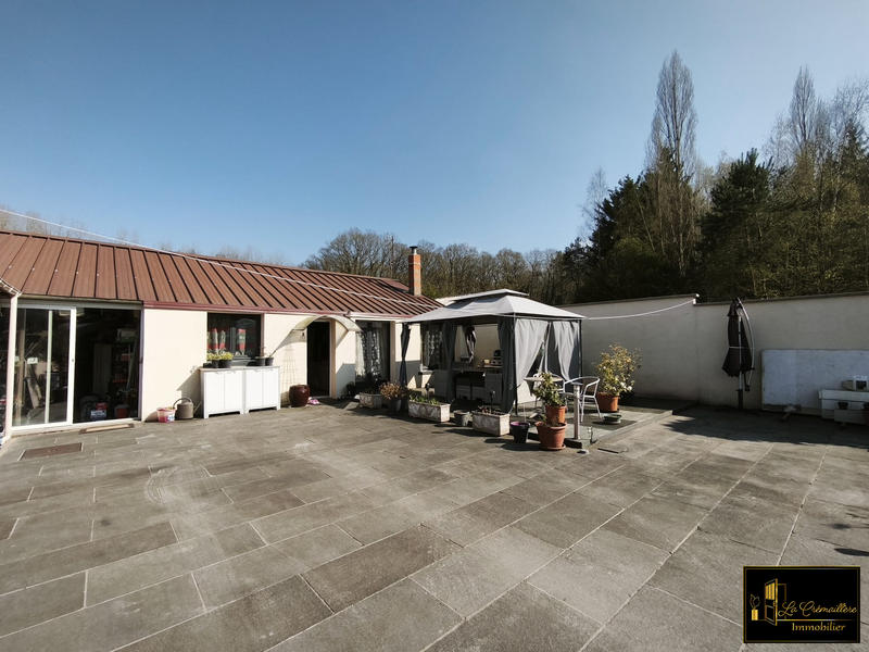 Maison - 80 m² - 5 pièces