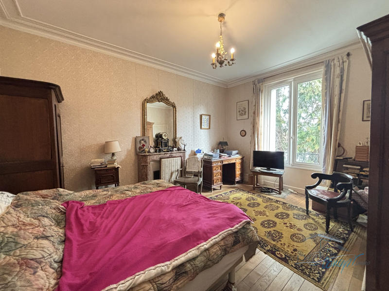 Maison ancienne - 266 m² - 12 pièces