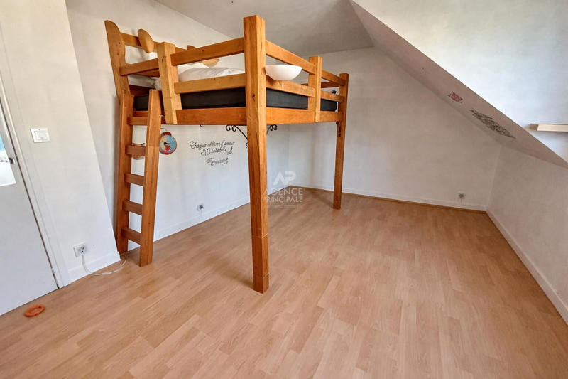 Maison - 123 m² - 6 pièces