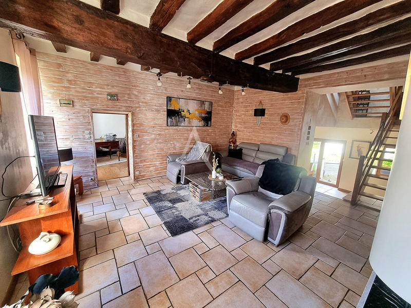 Maison - 176 m² - 8 pièces