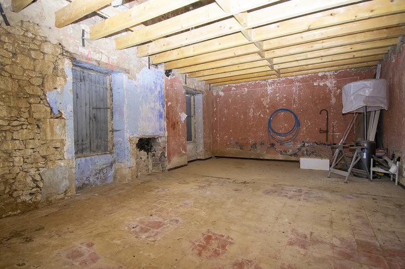 Maison traditionnelle - 356 m² - 4 pièces