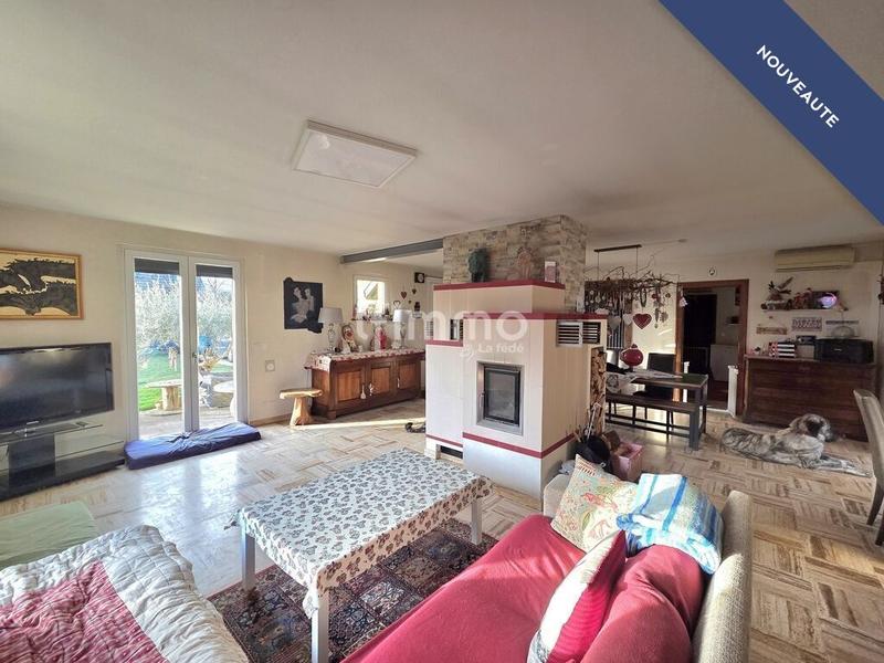 Maison - 198 m² - 7 pièces